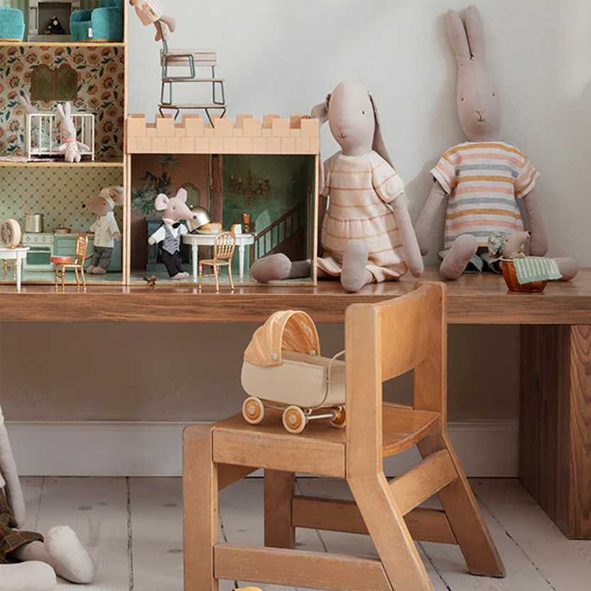 Rabbit size 4  Pants and Shirt