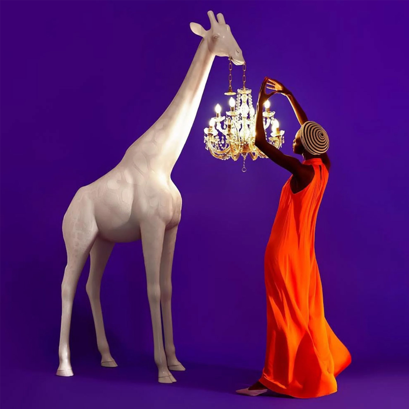 Giraffe in Love M Indoor