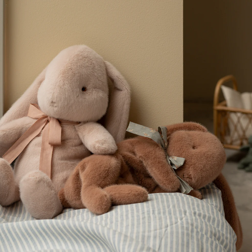 Sleeping Bunny Plush Small - Soft brown