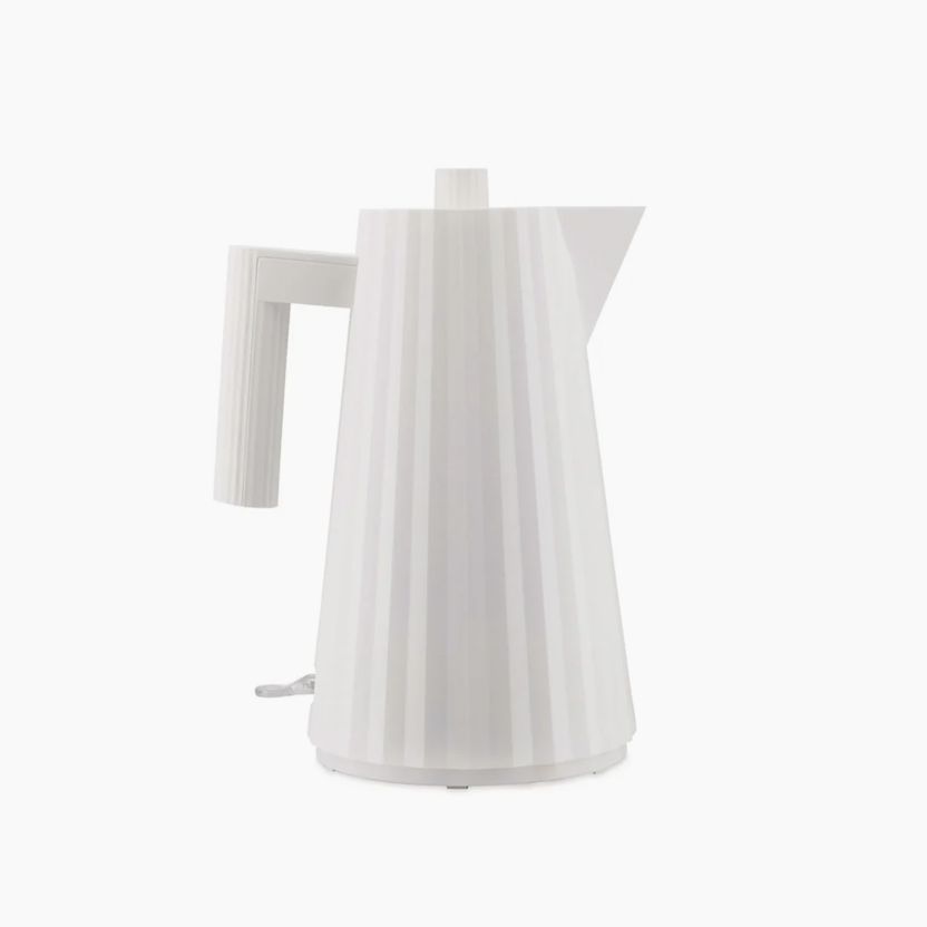 Plissé Electric Kettle